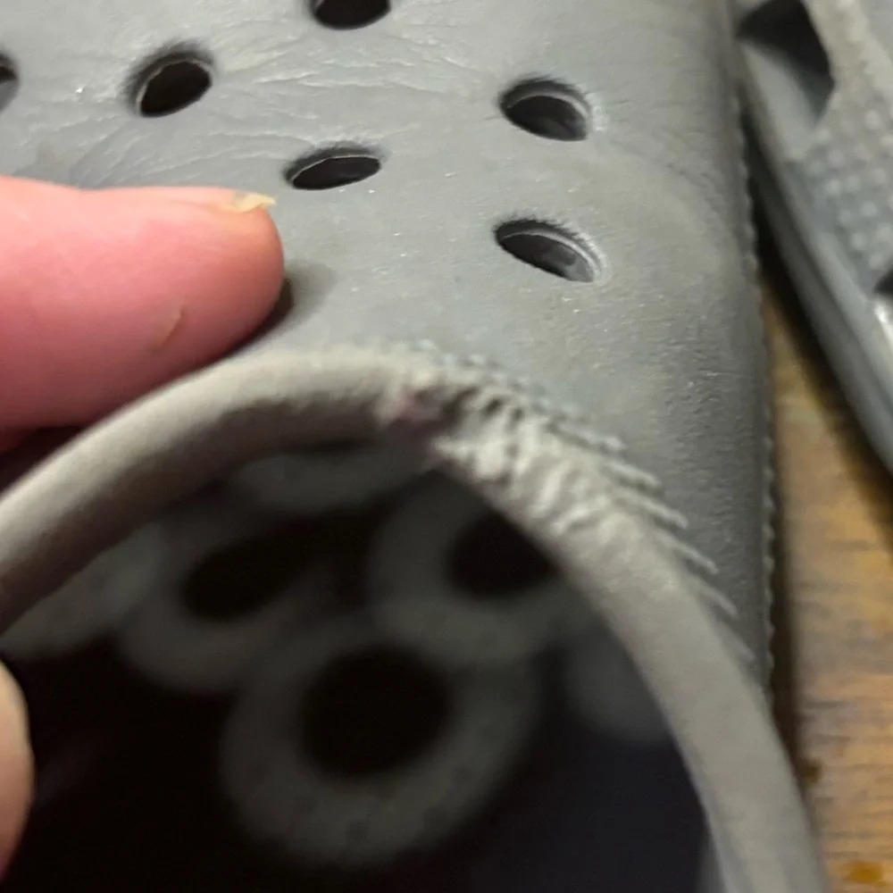 Crocs Classic Clogs C11 - Picture 2 of 7